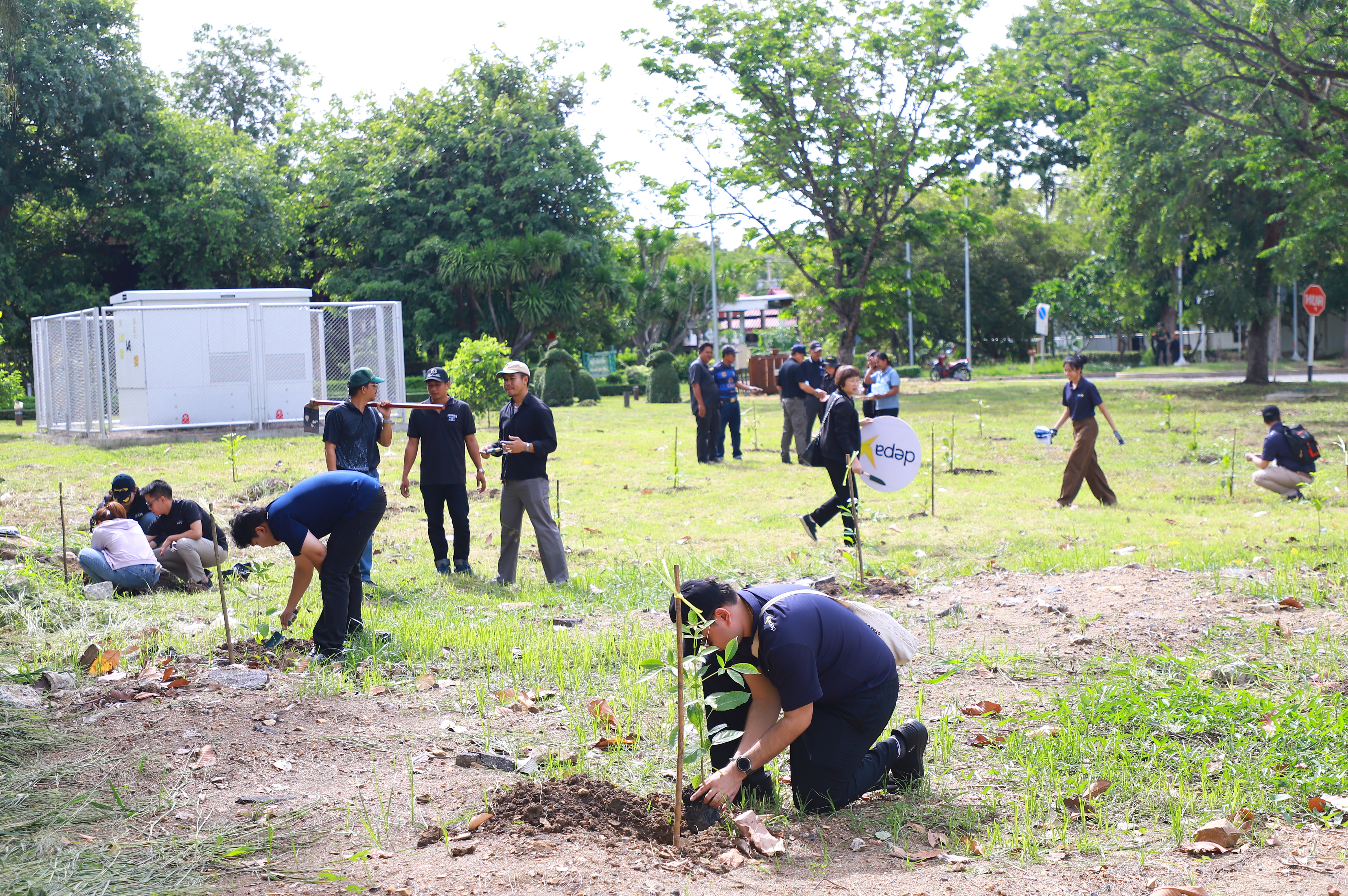 title - ส.ป.ก. - depa ร่วมใจปลูกต้นไม้ ภายใต้กิจกรรม CSR ปลูกต้นไม้ (Grow Green) เพิ่มพื้นที่สีเขียว ลด CO2 ณ ศูนย์ส่งเสริมและพัฒนาอาชีพเสริมนอกภาคการเกษตร